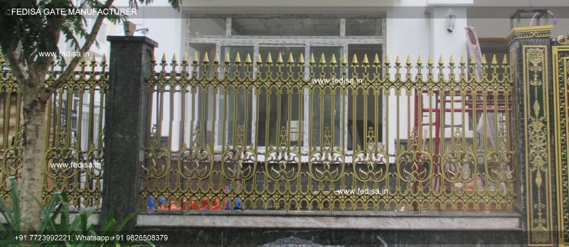 Loha Grill Gate Iron Steel Gate Design Barir Gate Design New Gate Design For Home