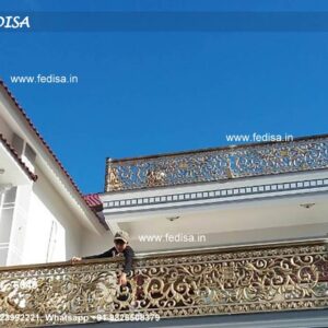Steel Grill Balcony Design Square Pipe Window Grill Design Stil Ki Railing
