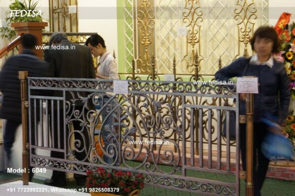 Designer Handrails For Stairs Channel Grill Design Railing For Roof Terrace