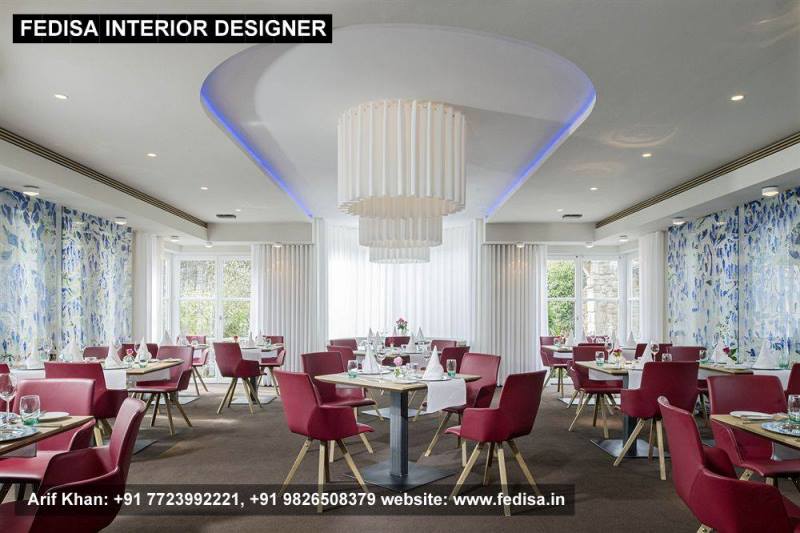 Hotel Chairs Bar Dining Table Restaurant Front Entrance Design Street Restaurant Design