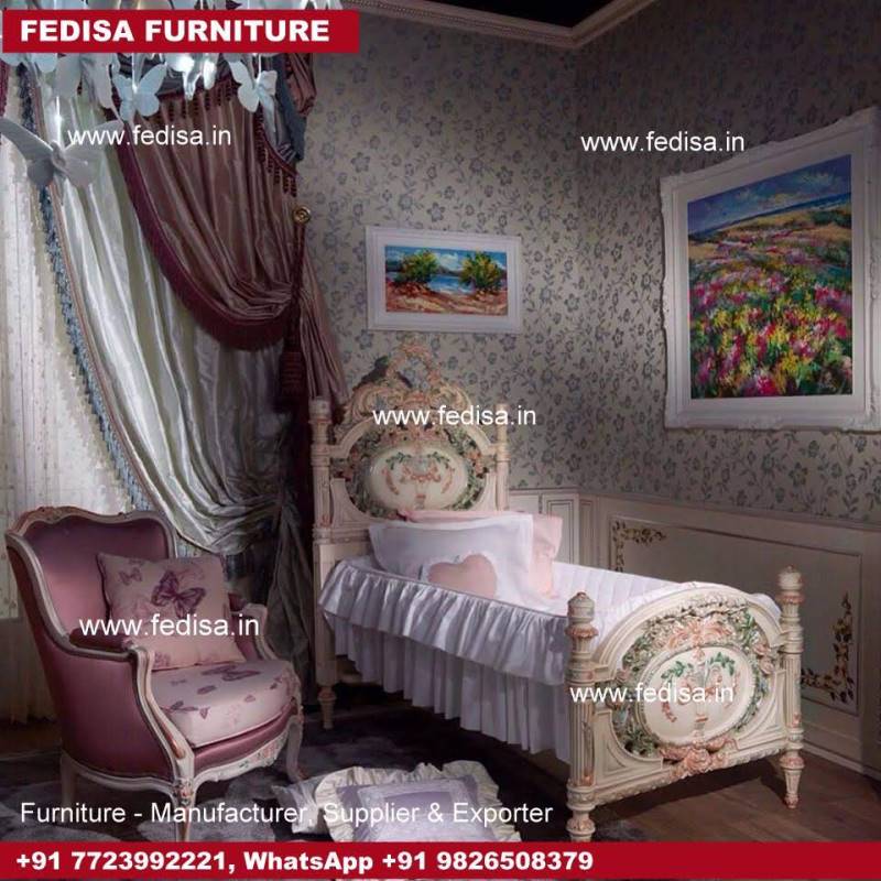 King Size Bed Design Couple Bedroom Ideas For Small Rooms Mirrored Bedside Table Modern Bedroom Decor Ideas