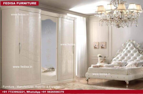 Queen Size Bed In Cm Cozy Bedroom Ideas For Small Rooms Wardrobe And Dressing Table Modern Classic Interior Bedroom