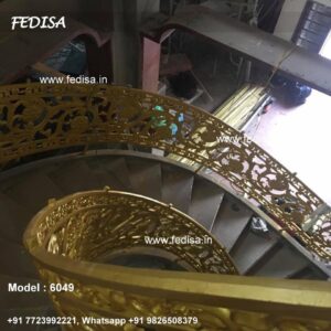 Luxury Classic Indoor Wood Railings Maple Wood Stairs Caulking Wood Stairs