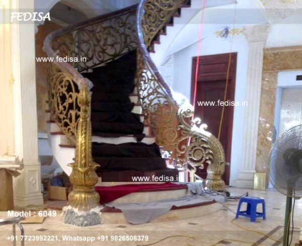 Luxury Classic Outdoor Metal Stairs Iron Stairs Outdoor Cast Iron Stair Railing