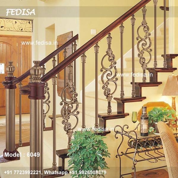 Luxury Classic Metal Stair Frame Metal Floating Stairs Round Steel Stairs
