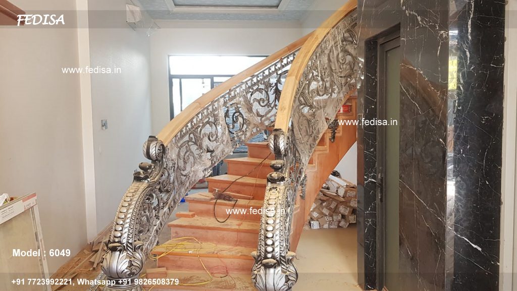 Luxury Classic Wooden Stairs Indoor Wooden Banister Rails Black And Wood Stairs