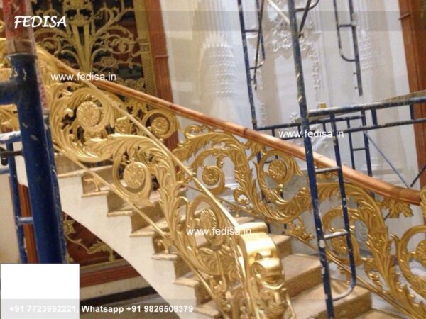 Luxury Classic Round Iron Stairs Rounded Stair Tread Round Iron Stairs Design