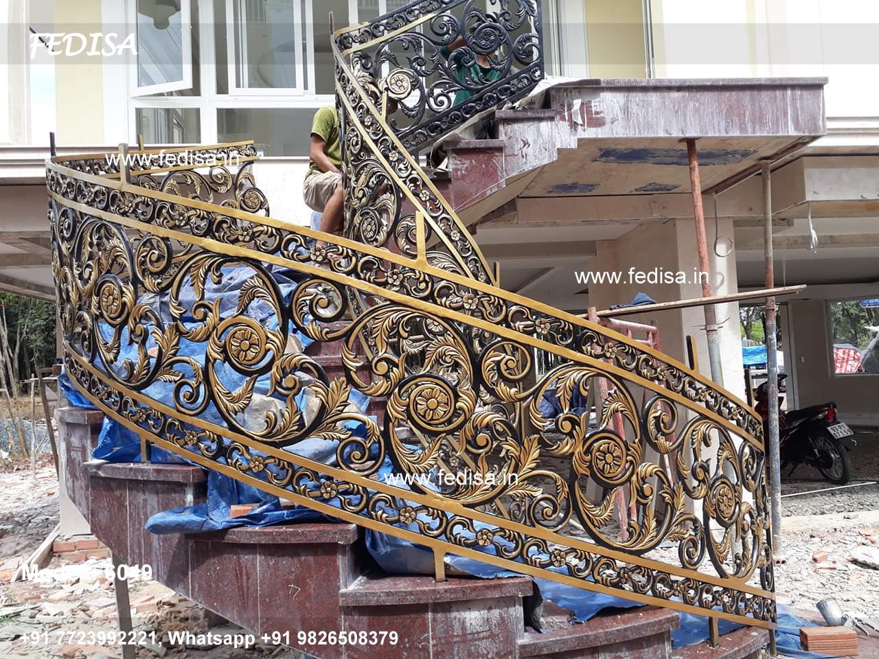 Luxury Classic Wrought Iron Indoor Stair Railing Metal Railing For Stairs Outside Iron Works Stair Railings