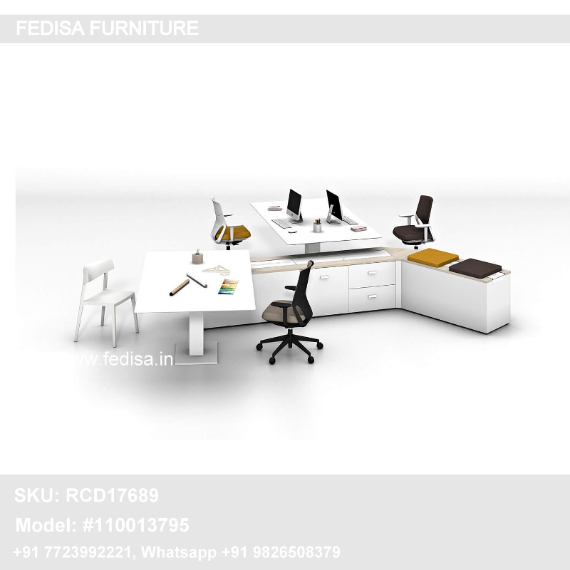 Salon Reception Desk A Reception Desk Reception Desk In Front Office Reception Computer Table