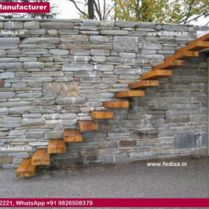 Outdoor Metal Stair Railing Glass Wall Staircase Tempered Glass Stair Railing Floating Glass Staircase