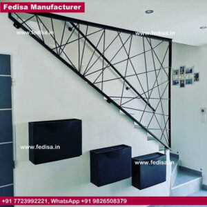 Folded Steel Staircase Metal Stair Frame Round Steel Stairs Perforated Metal Stairs