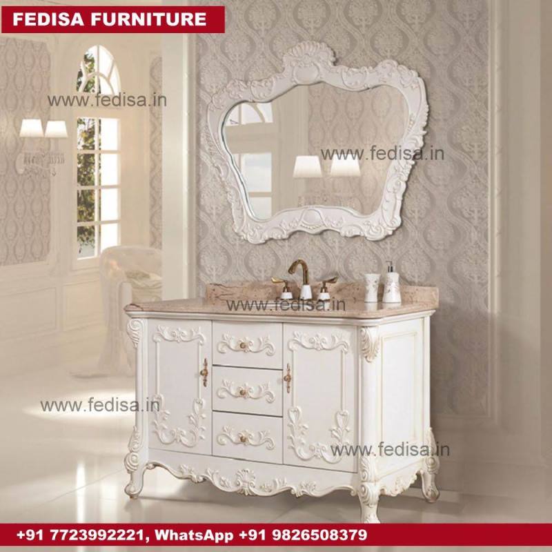 Long Wall Mirror Hanging A Large Mirror At Affordable Price In India