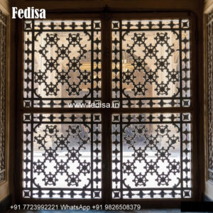Classic Window Design Front Elevation Window Design No-1941