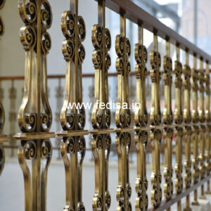 Ghar Ke Liye Balcony Design With Railings No-747