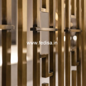 Simple And Stylish Balcony Railing Designs No-18554