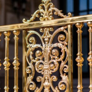Simple And Stylish Balcony Railing Designs No-24017