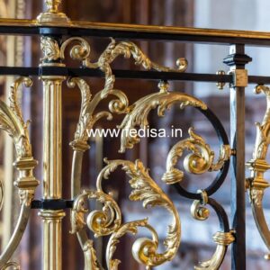 Elegant Balcony Design Ideas With Railings No-26117