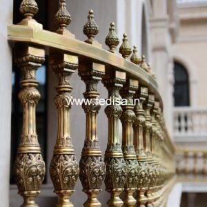Modern Balcony Railings With Glass Panels Design