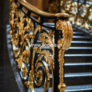 Modern Staircase Design With Stylish Railings India No-28020