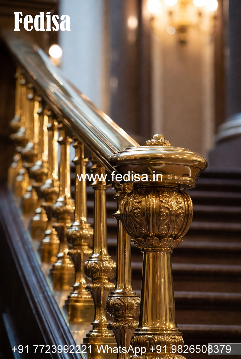 Elegant Balcony Design Ideas With Railings No-29515