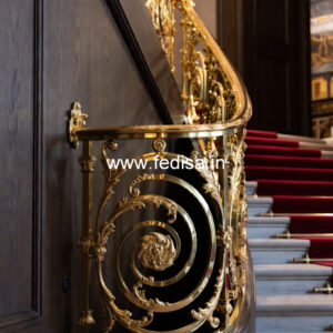 Creative Balcony Styling With Railings No-29559