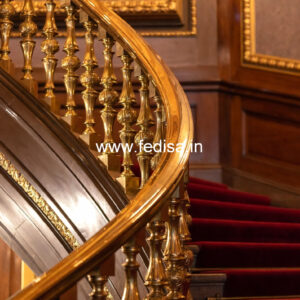 Modern Balcony Design With Glass Railings No-30531