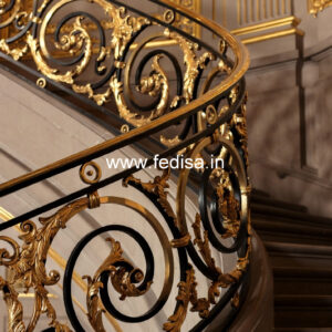 Ghar Ki Balcony Ke Liye Stylish Railings