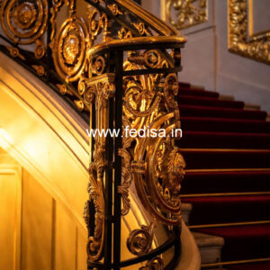 Modern Balcony Design With Stylish Steel Railings No-31723