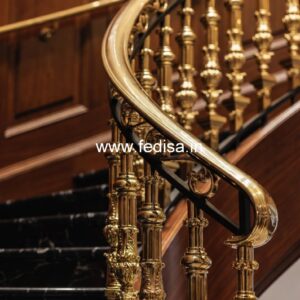 Latest Railing Design Trends For 2026 Homes No-37312