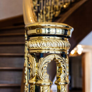 Modern Balcony Design With Stylish Railings India No-39559