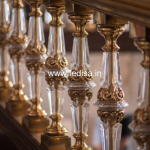 Modern Staircase Design With Stylish Railings No-33538