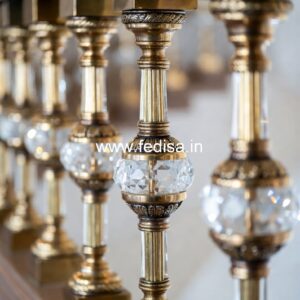 Modern Balcony Design With Stylish Railings No-33591