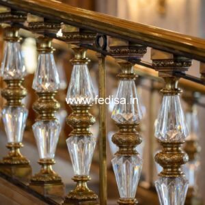 Modern Balcony Design With Stylish Railings No-34323