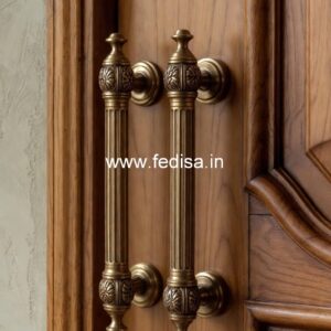 Stylish Entrance Brass Handle BDR-7908
