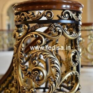 Creative Balcony Decor Ideas With Railings No-43092