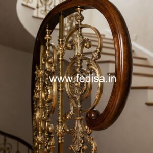 Modern Balcony Design With Glass Railings No-44123